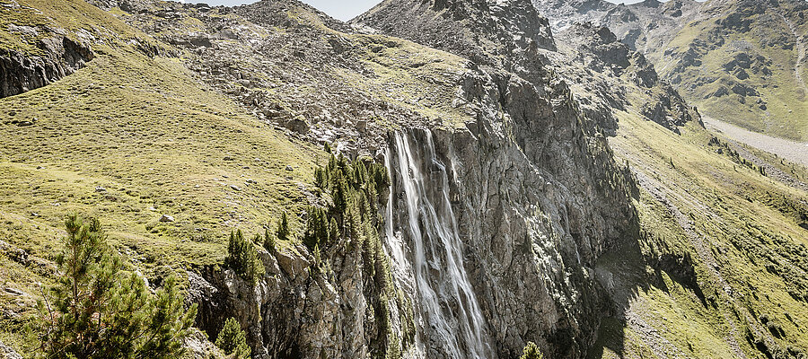 Wandern im Familienurlaub im Tiroler Oberland